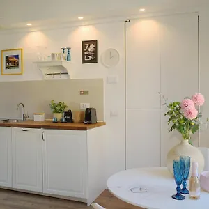 Appartement Ripa - Via Vigevano Navigli, Milan
